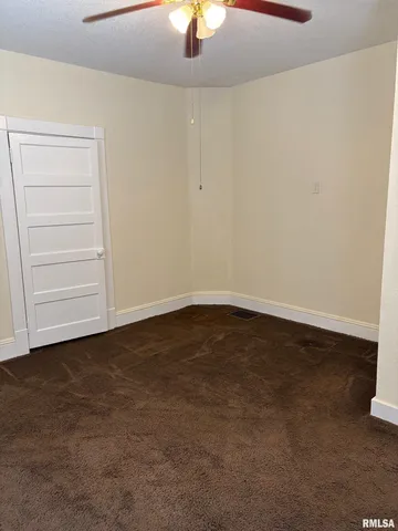 $52,500 | 227 Anna Street, Jacksonville, IL 62650