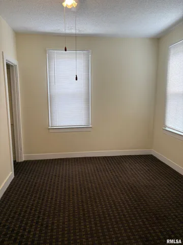 $52,500 | 227 Anna Street, Jacksonville, IL 62650