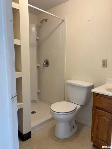 $52,500 | 227 Anna Street, Jacksonville, IL 62650