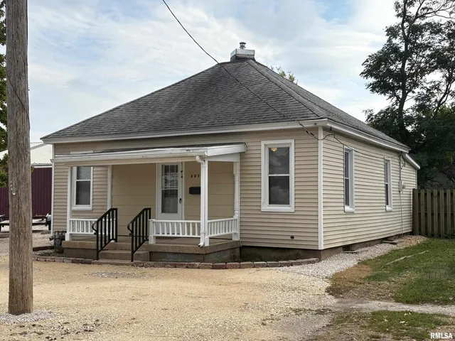 $52,500 | 227 Anna Street, Jacksonville, IL 62650
