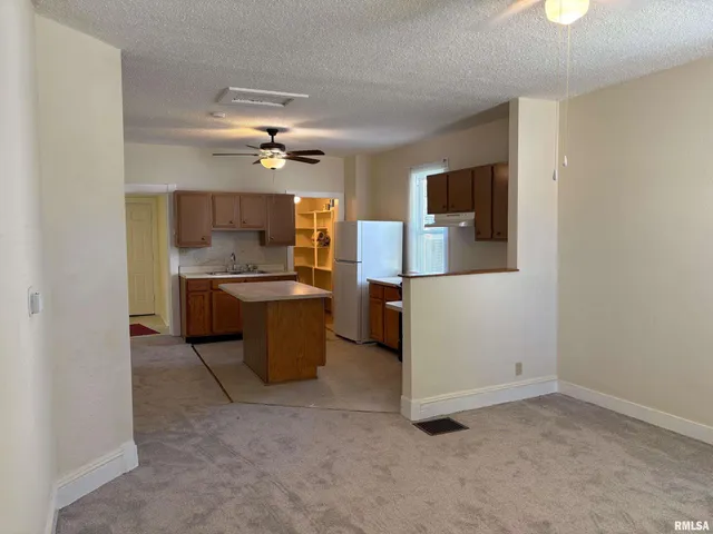 $52,500 | 227 Anna Street, Jacksonville, IL 62650