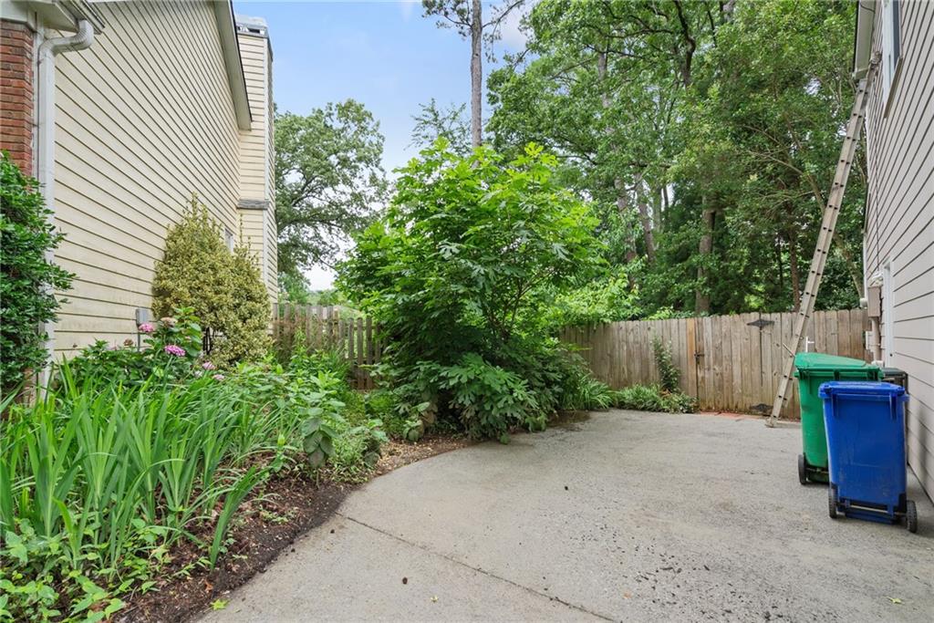 2652 Willow Cove Decatur, GA 30033 - Photo 31 of 36