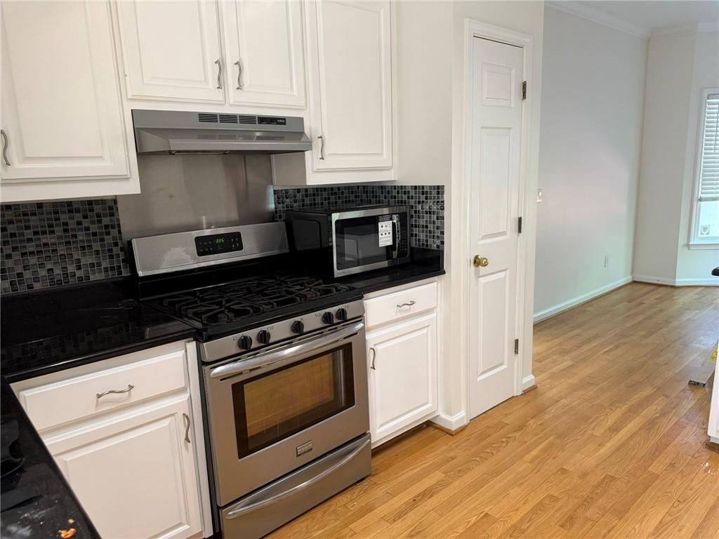 2652 Willow Cove Decatur, GA 30033 - Photo 10 of 36