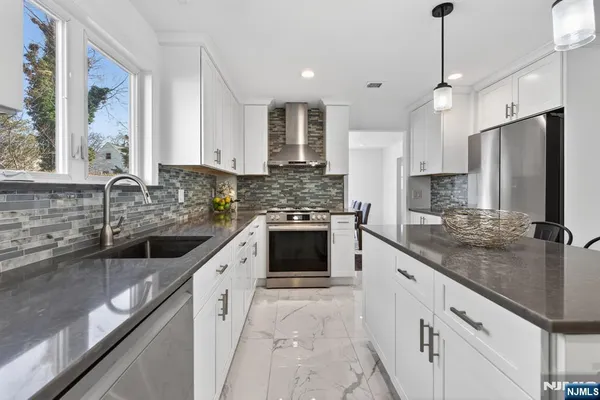 $1,788,000 | 46 Elmwood Place, Short Hills, NJ 07078