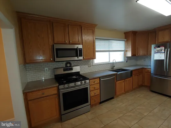 $3,200 | 8 Cornell Avenue, Somerdale, NJ 08083