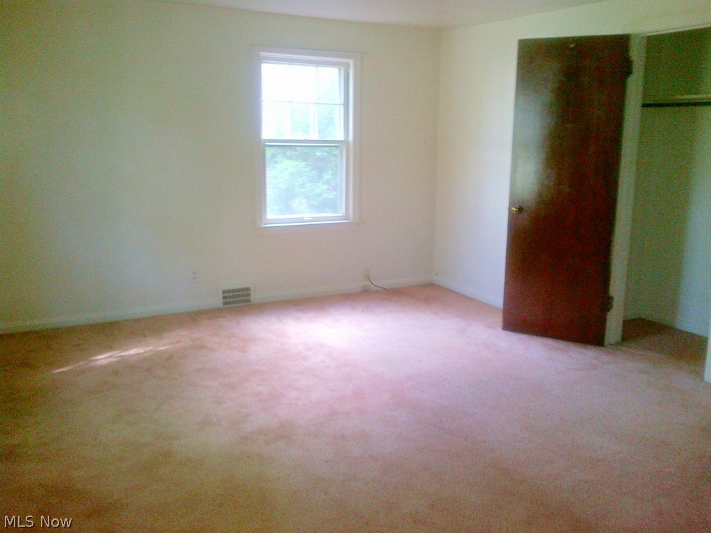 384 Butler Road Northeast Warren, OH 44483 - Photo 19 of 25 Gallery Image 19