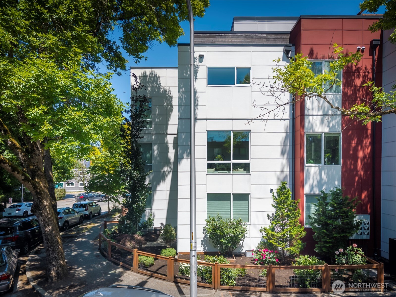 110 22nd Avenue South Seattle, WA 98144 - Photo 2 of 38