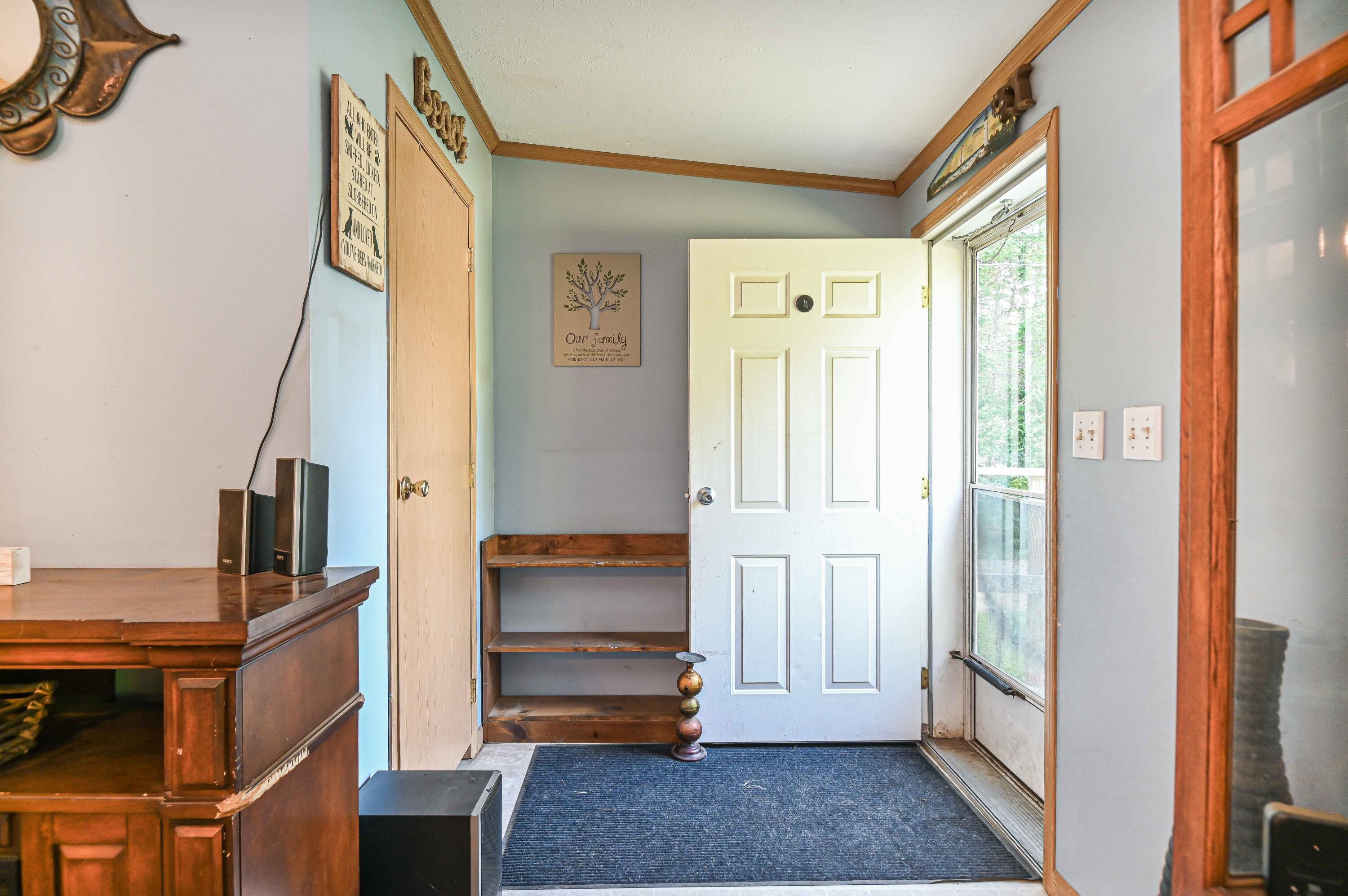 44 Rogers Road York, ME 03909 - Photo 9 of 28 3 - entrance