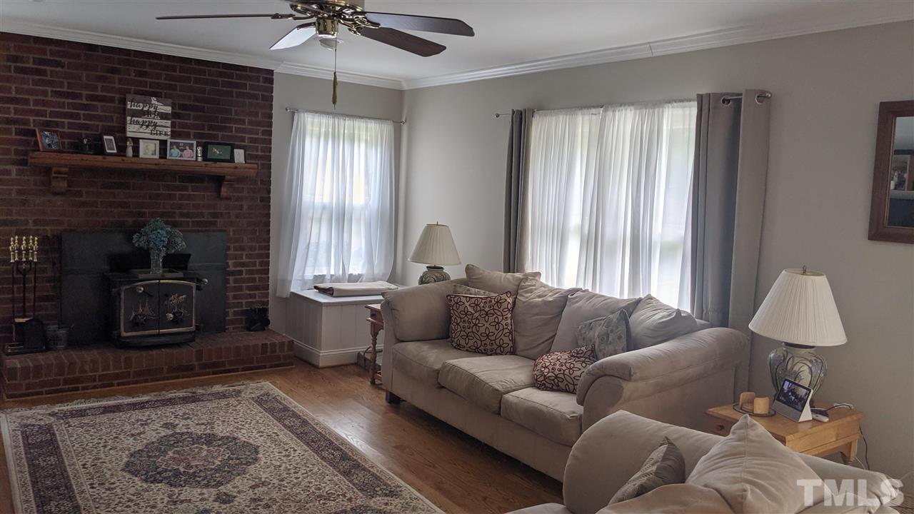 5504 Swiftbrook Circle Raleigh, NC 27606 - Photo 4 of 25 Gallery Image 4