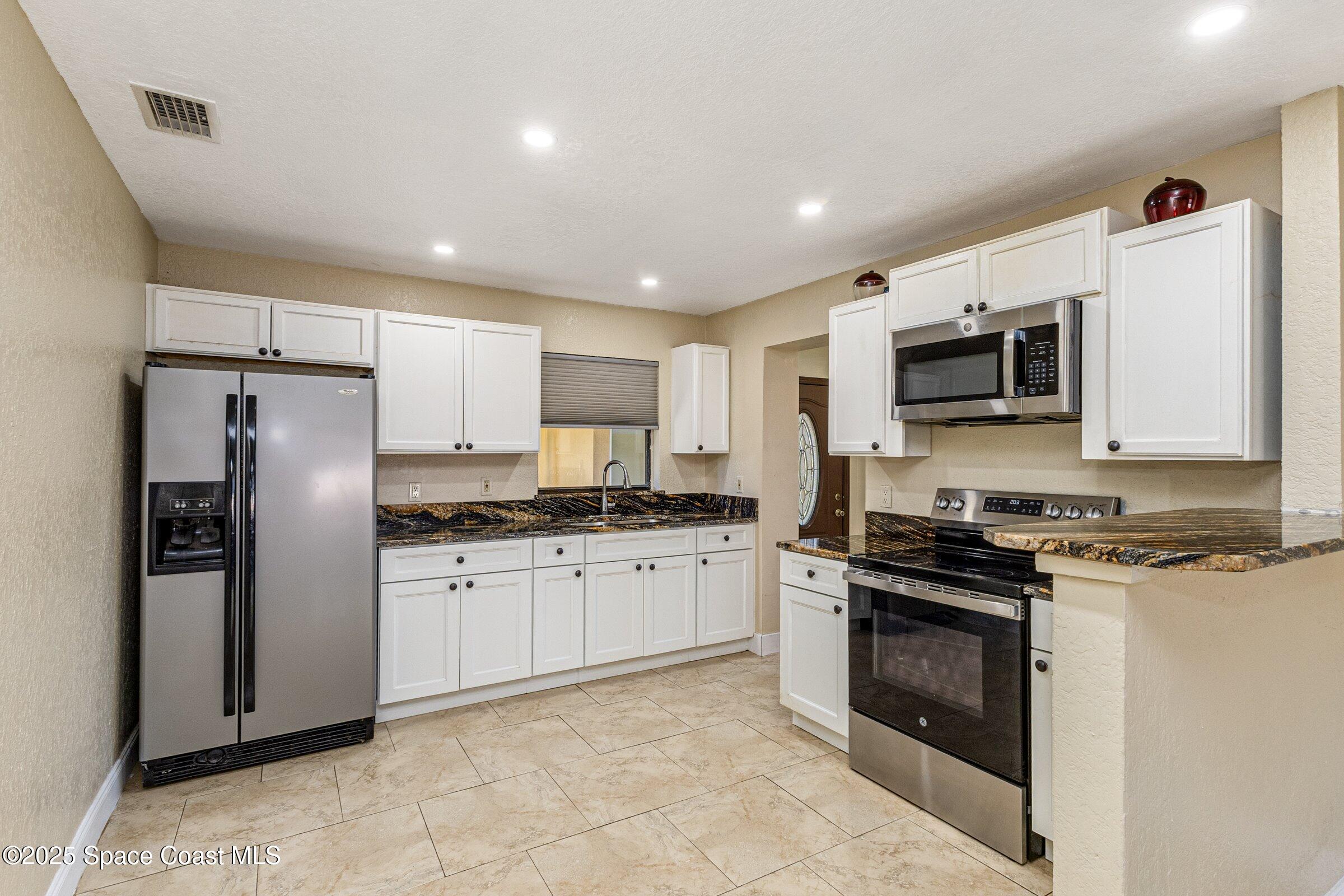 3875 Smart Street Cocoa, FL 32926 - Photo 10 of 36 21-3875-Smart-205