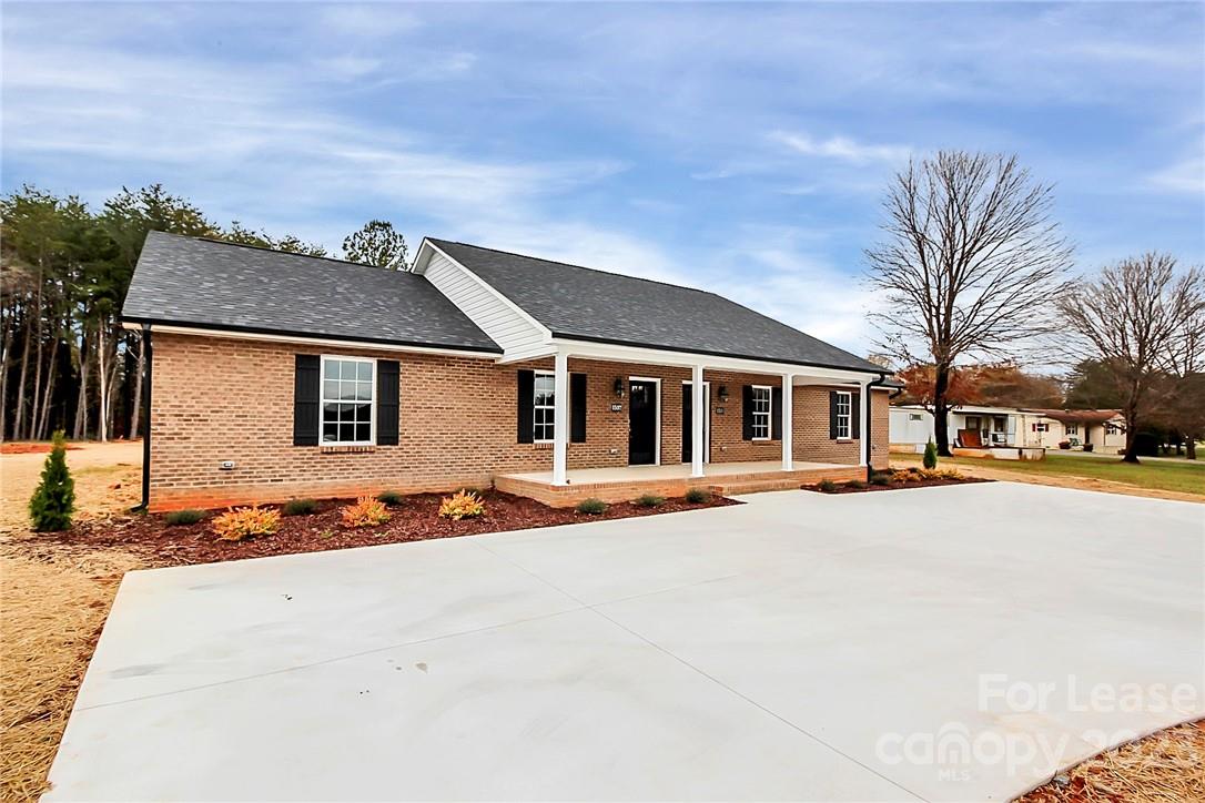 1511 Startown Road Lincolnton, NC 28092 - Photo 2 of 24