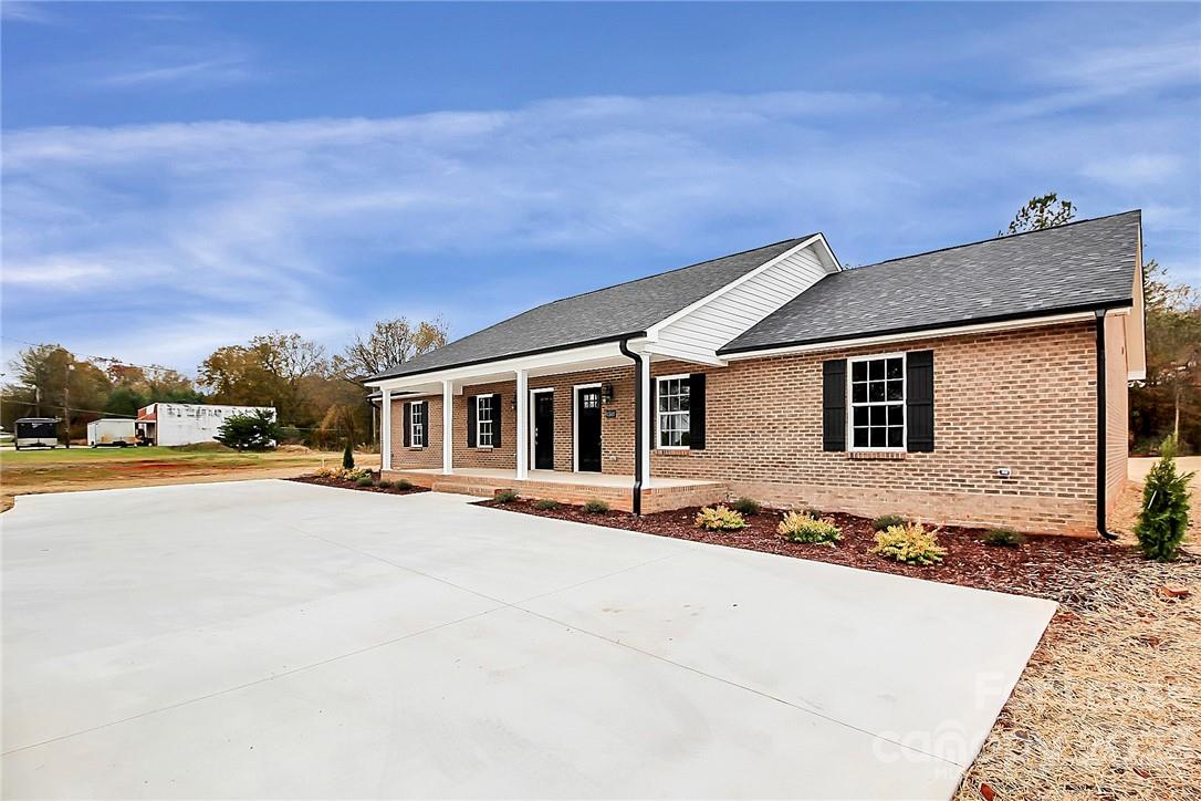 1511 Startown Road Lincolnton, NC 28092 - Photo 3 of 24