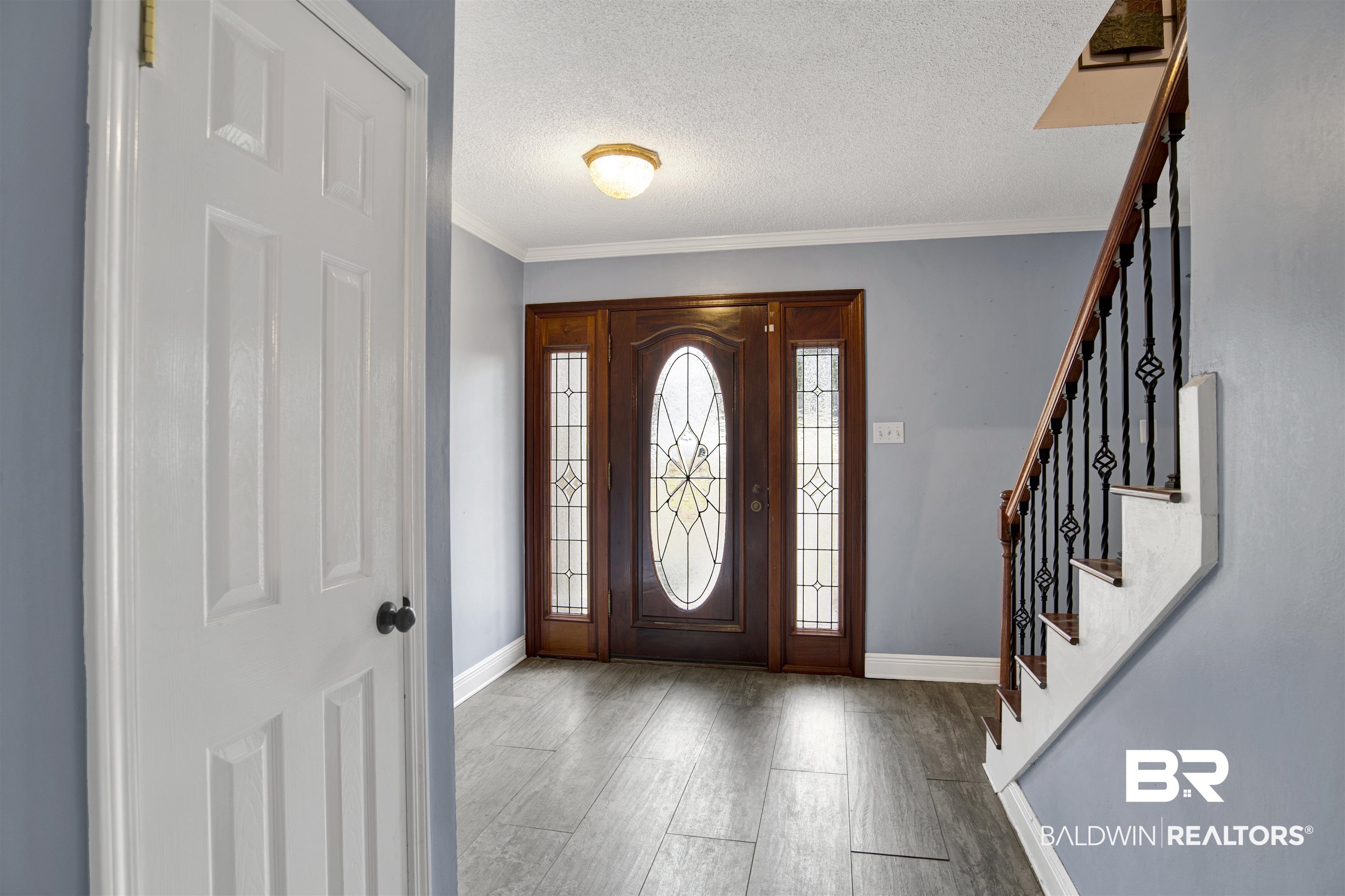 5770 Chester Court Mobile, AL 36609 - Photo 2 of 46