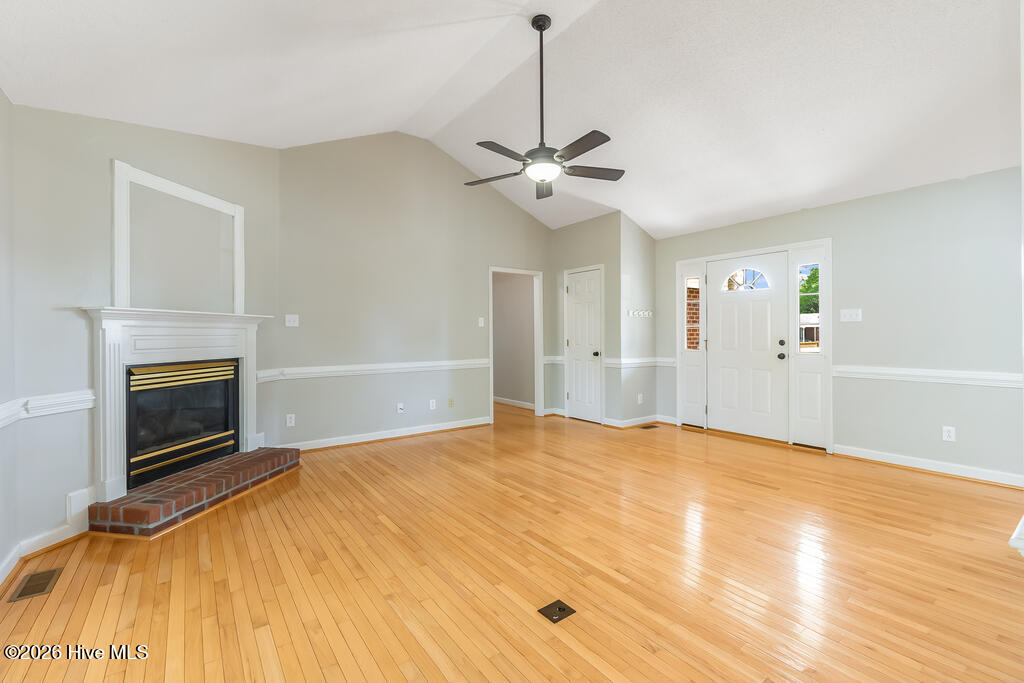 1813 O Berry Center Road Goldsboro, NC 27530 - Photo 7 of 52 Livingroom