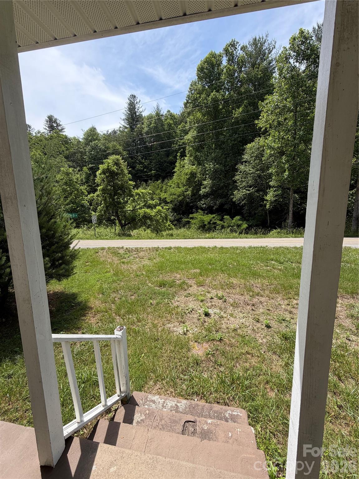 21 Old Post Marion, NC 28752 - Photo 2 of 11