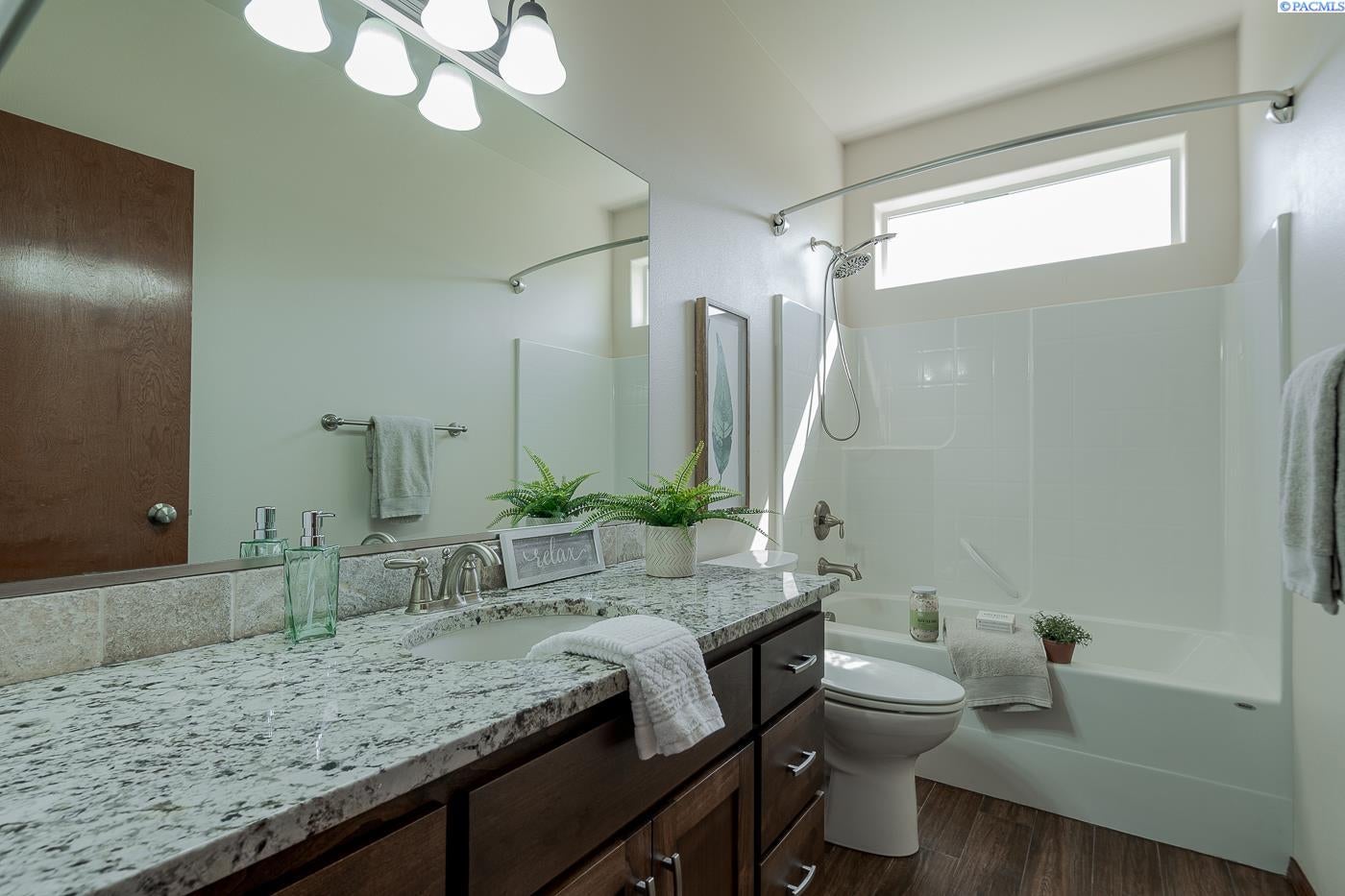 90401 West Hess Road Prosser, WA 99350 - Photo 28 of 30 Gallery Image 28