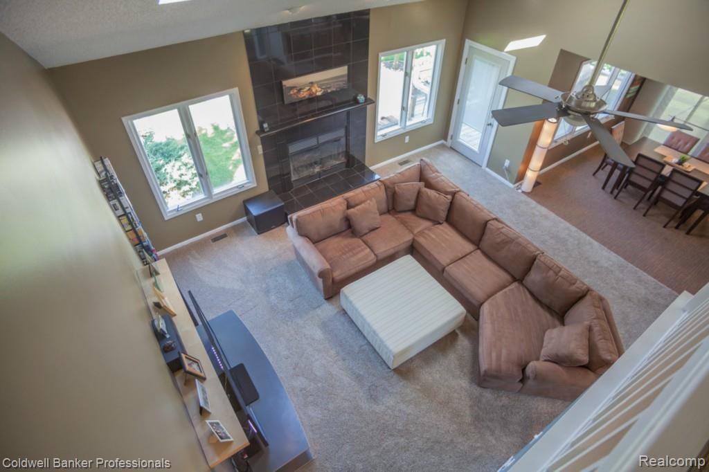 3502 Lexington Road Waterford, MI 48328 - Photo 5 of 27 IMG_2175.jpg
