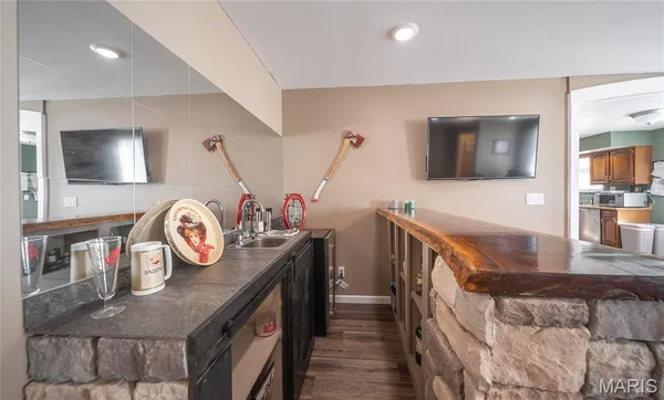 $675,000 | 3490 County Road 6220, Salem, MO 65560