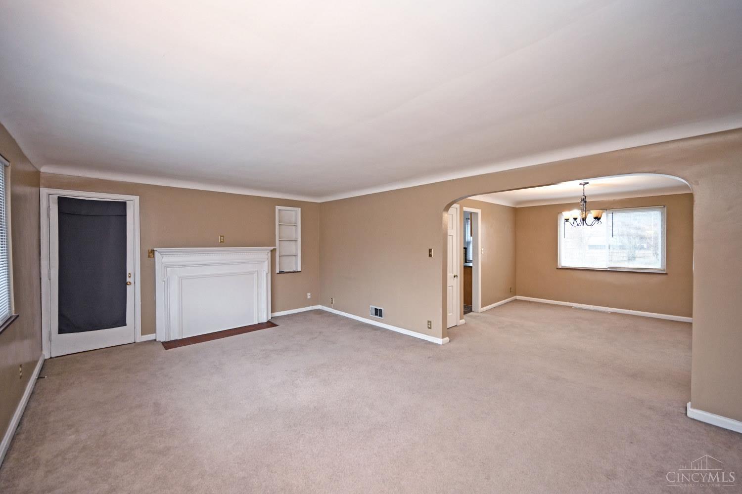 7552 Montgomery Road, Unit 1 Cincinnati, OH 45236 - Photo 4 of 28