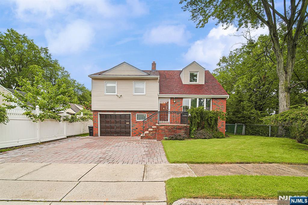 728 Lancaster Road Ridgefield, NJ 07657 - Photo 1 of 34 Gallery Image 1