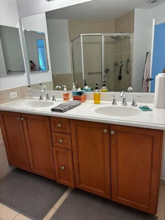 $3,100 | Se Colonnade at Dadeland Condominiums, Miami, FL 33143