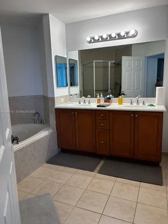 $3,100 | Se Colonnade at Dadeland Condominiums, Miami, FL 33143