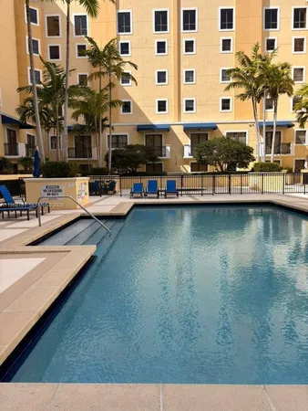 $3,100 | Se Colonnade at Dadeland Condominiums, Miami, FL 33143
