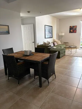 $3,100 | Se Colonnade at Dadeland Condominiums, Miami, FL 33143