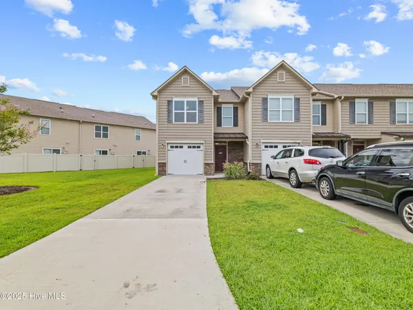 $1,500 | 201 Boyington Drive, Midway Park, NC 28544