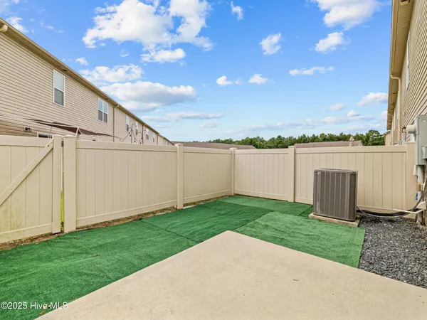 $1,500 | 201 Boyington Drive, Midway Park, NC 28544