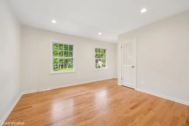 $990,000 | 26 Berkshire Lane, Lincolnshire, IL 60069