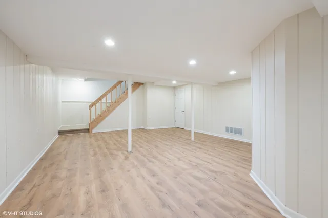 $990,000 | 26 Berkshire Lane, Lincolnshire, IL 60069