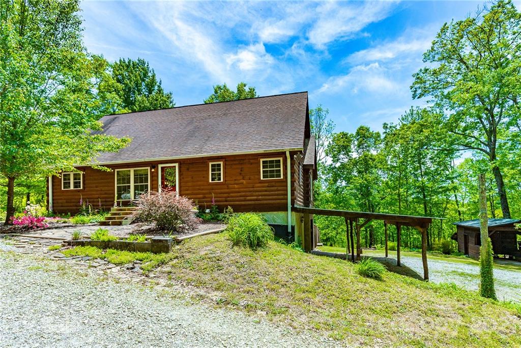 310 Jeffy Passmore Road Brevard, NC 28712 - Photo 6 of 44 Gallery Image 6