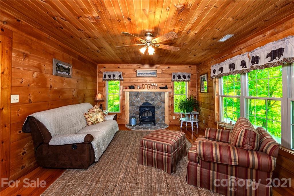 310 Jeffy Passmore Road Brevard, NC 28712 - Photo 10 of 44 Gallery Image 10