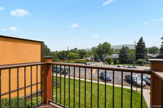 $1,550 | 16359 West 10th Avenue, Unit 6, Golden, CO 80401