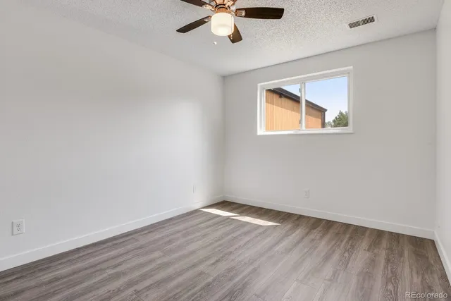 $1,550 | 16359 West 10th Avenue, Unit 6, Golden, CO 80401