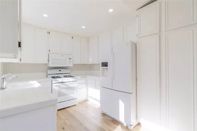 $468,000 | 44022 31st Street West, Lancaster, CA 93536