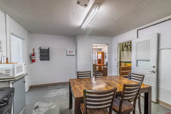 a view of a livingroom with furniture