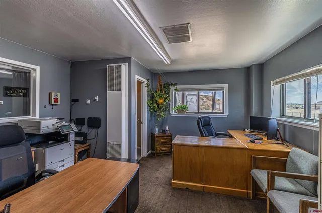 $3,500 | 4200 Monroe Road, Farmington, NM 87401