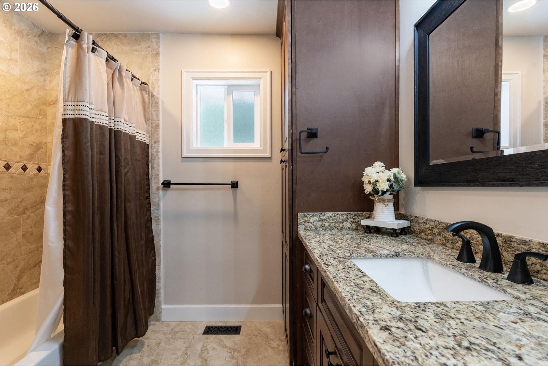1730 Southwest Turner Road West Linn, OR 97068 - Photo 13 of 37 Gallery Image 13