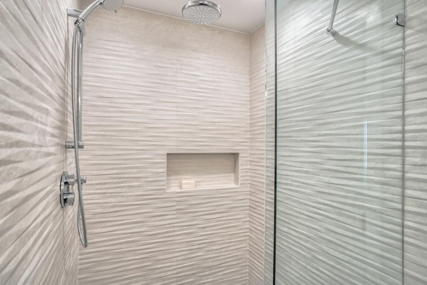 408 San Pablo Terrace Pacifica, CA 94044 - Photo 23 of 34 a view of a door