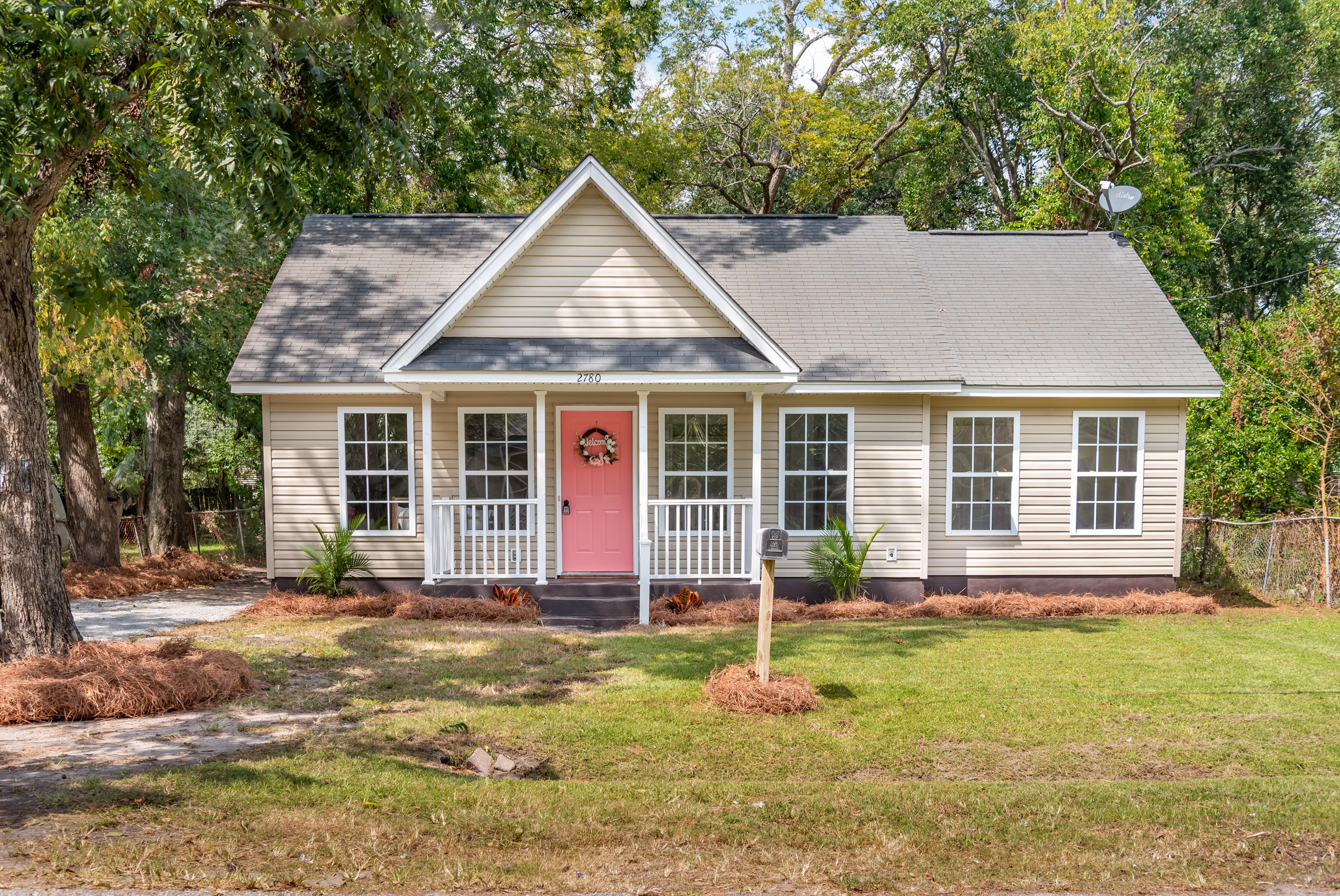 2780 Ranger Drive North Charleston, SC 29405 - Photo 2 of 19 2780 Ranger Dr