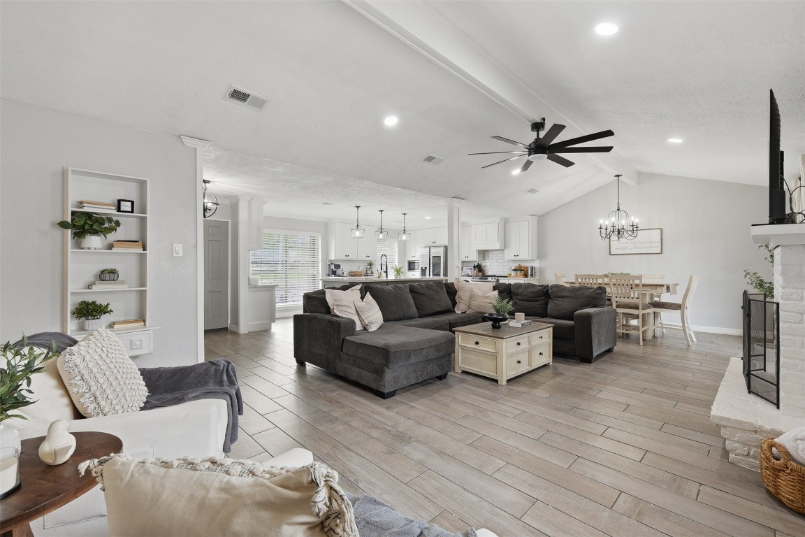 13903 Wadebridge Way Houston, TX 77015 - Photo 11 of 25