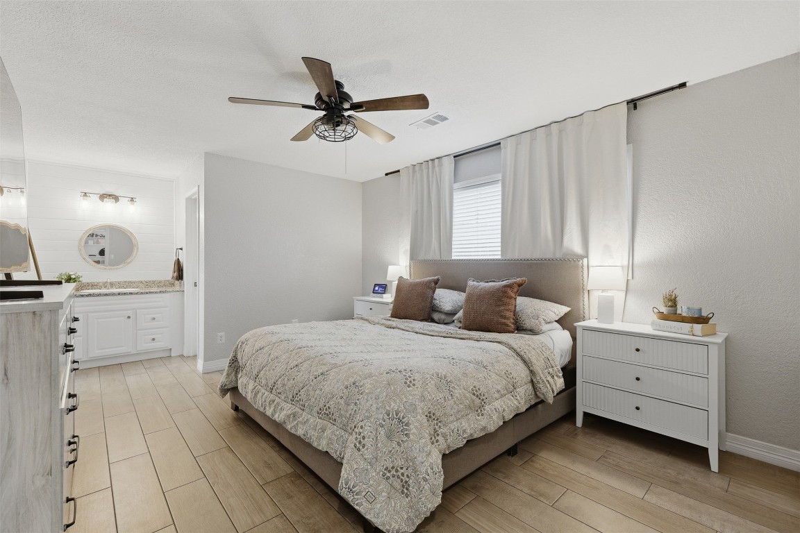 13903 Wadebridge Way Houston, TX 77015 - Photo 16 of 25