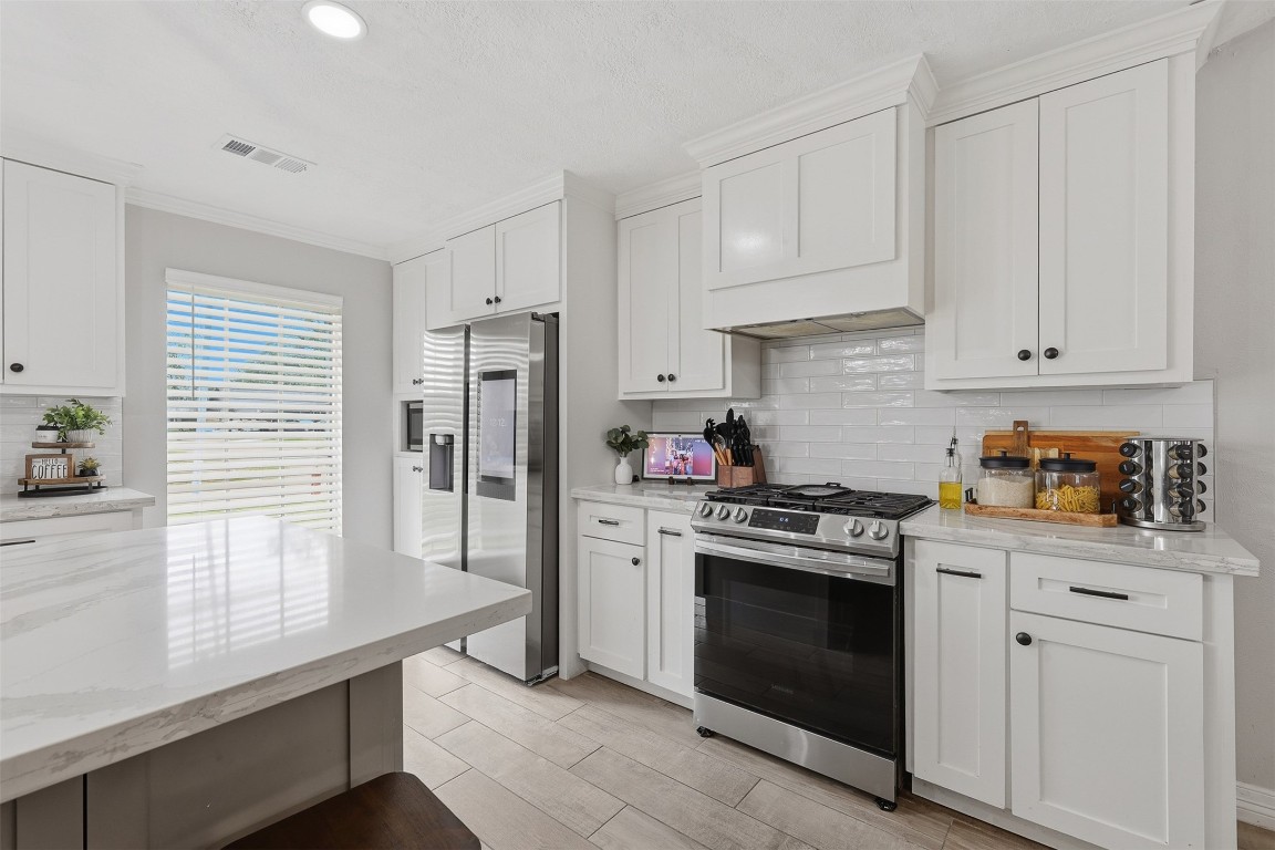 13903 Wadebridge Way Houston, TX 77015 - Photo 7 of 25