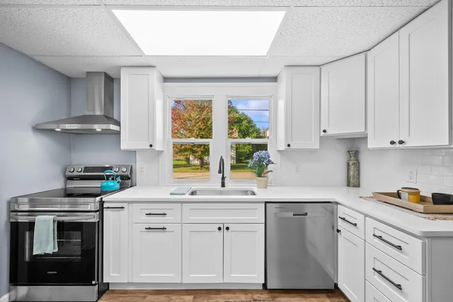 $179,900 | 608 West High Street, Dowagiac, MI 49047