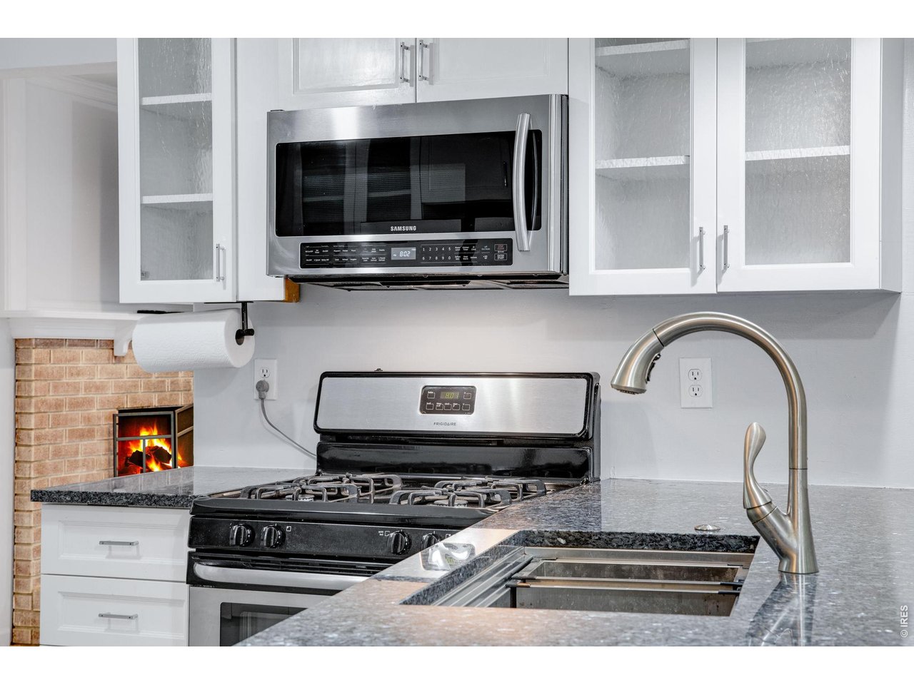 5416 South Timberline Road Fort Collins, CO 80528 - Photo 12 of 50 Gas range/oven and all appliances are included