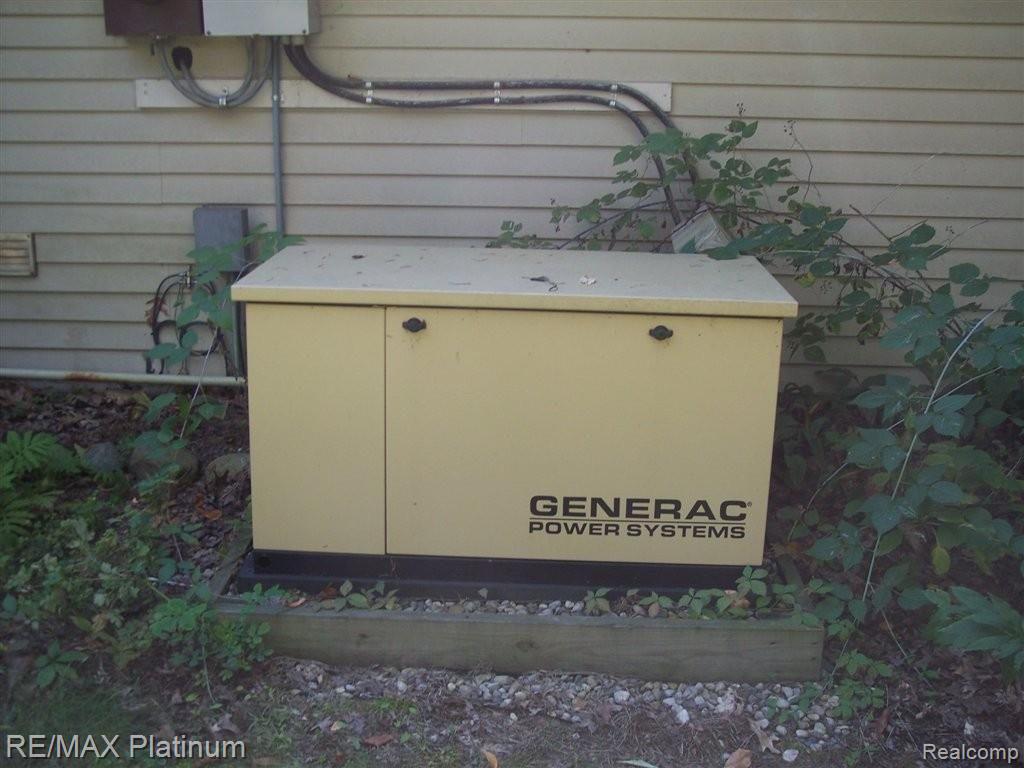 4107 Center Road Linden, MI 48451 - Photo 20 of 40 GENERATOR JPG
