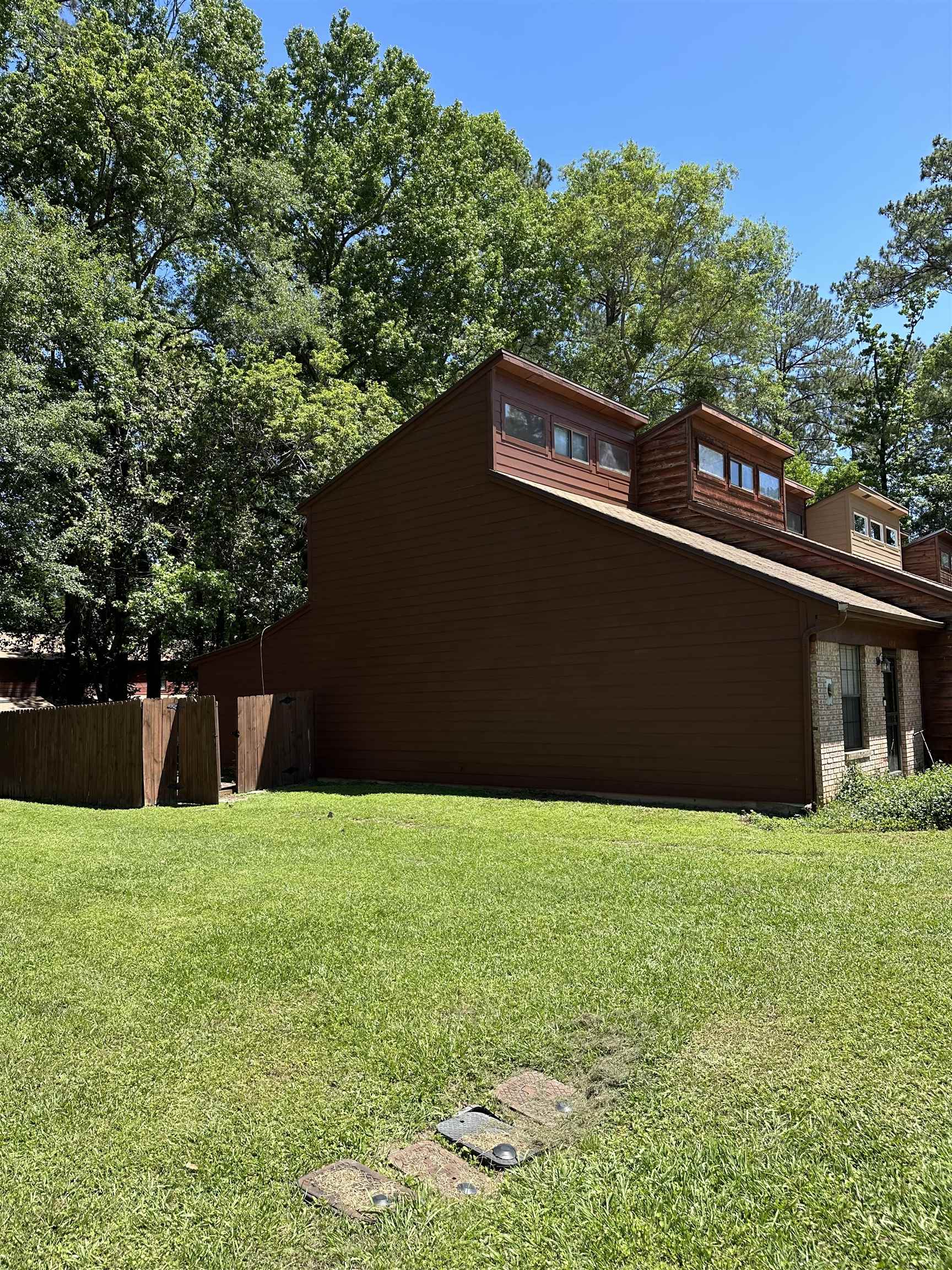 1210 High Road Tallahassee, FL 32304 - Photo 3 of 9
