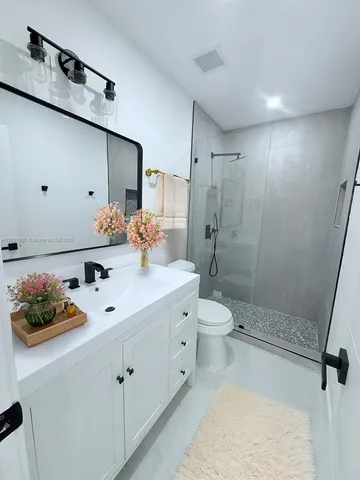 $2,000 | 4240 Southwest 27th Street, Unit 2, West Park, FL 33023